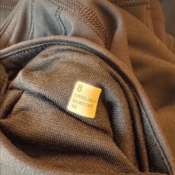 Lululemon Wunder Train High-Rise Tight with Pockets 25"
Black - Picture 4 of 6